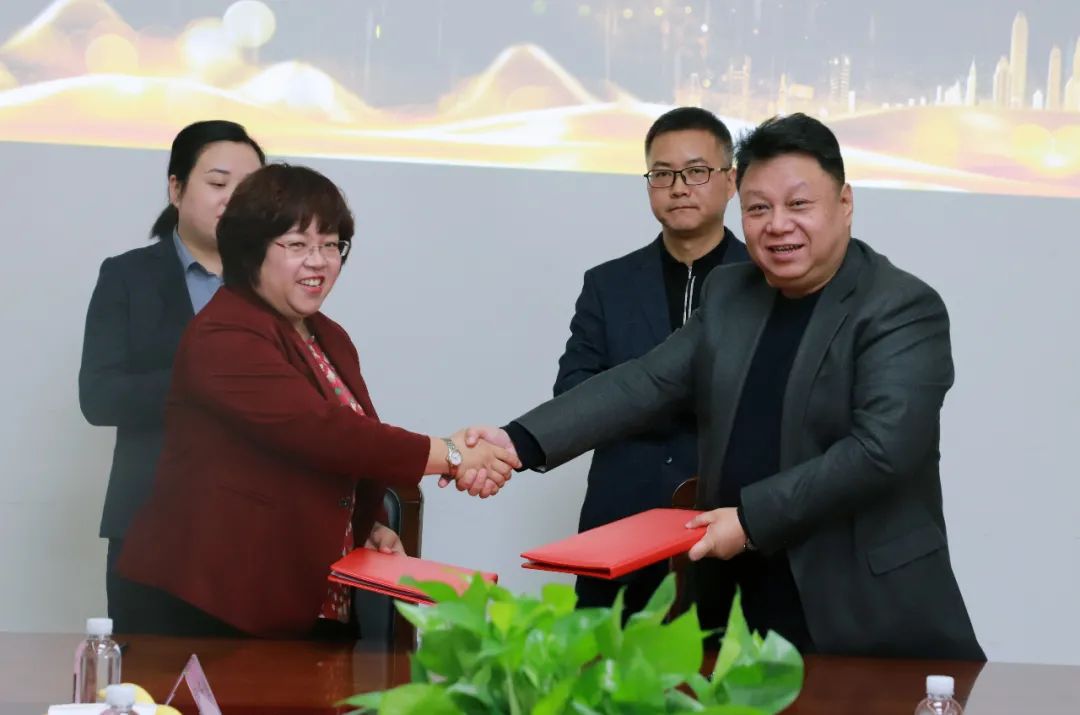 戰(zhàn)略攜手，共贏未來—億誠建設(shè)項(xiàng)目管理有限公司與陜西省建筑設(shè)計(jì)研究院（集團(tuán)）有限公司簽署戰(zhàn)略合作協(xié)議